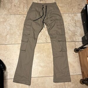 Khaki cargo pants (L)